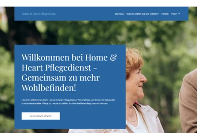 Startseite mit blauer Navigationsleiste oben, Hintergrundbild mit Bäumen und einer Person; vorn blaues Rechteck mit weißem Text.