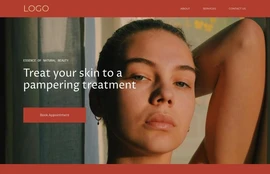 Hero-Bild: Nahaufnahme einer Frau; roter Kopfbereich mit LOGO; Overlay-Text sichtbar; Button 'Book Appointment'.