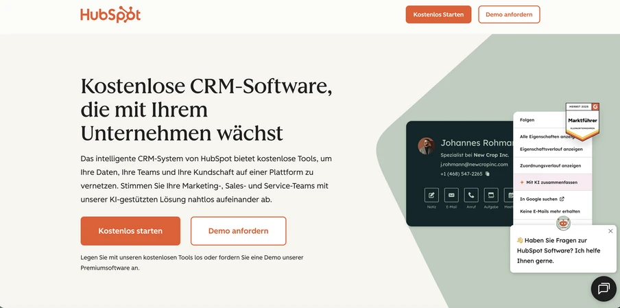 HubSpot-Startseite: Überschrift 'Kostenlose CRM-Software, die mit Ihrem Unternehmen wächst', zwei orange Buttons, rechte Monitor-UI.