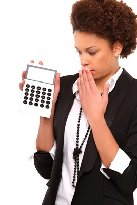 Ehrlich sein und genau nachrechnen: Wer seine Idee realistisch und im Detail prüft, vermeidet unangenehme Überraschungen.Foto: panthermedia.net/Werner Heiber