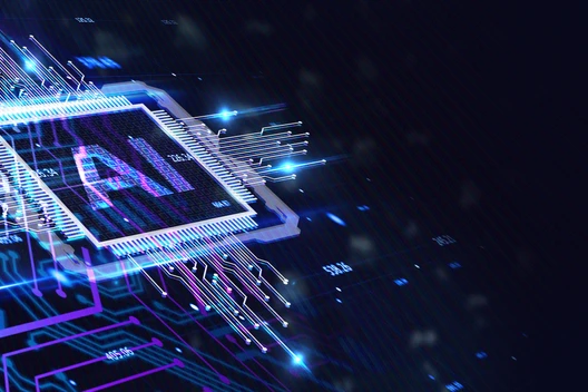 Blaue, leuchtende Leiterbahnen um einen zentralen Mikrochip mit AI-Aufschrift vor dunklem Hintergrund.